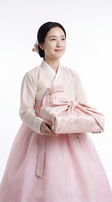 JPG 편집이미지 전통 손 옷 여자 문화 분홍색 한국 선물 웃음 양손 한복 비녀 의료성형뷰티 편집실사 AI인물포토 AI콘텐츠 한국전통 아시아 컬러 전통소품 표정 사람 신체부위 전통의상 CG 파일형식 헤어액세사리 AI포토 나라 장신구 장식 오브젝트