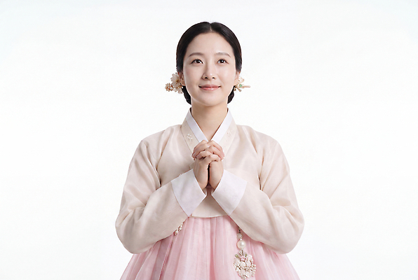 JPG 편집이미지 전통 손 옷 여자 문화 포즈 한국 미소 사람 기도 한복 비녀 손모으기 의료성형뷰티 편집실사 AI인물포토 AI콘텐츠 한국전통 아시아 전통소품 표정 손짓 신체부위 전통의상 CG 파일형식 헤어액세사리 AI포토 나라 장신구 모션 장식 오브젝트