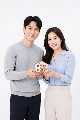 JPG 편집이미지 부부 여자 남자 행복 주택 함께함 표정 밝음 사랑 웃음 모형 기쁨 의료성형뷰티 편집실사 AI인물포토 AI콘텐츠 커플 감정 컨셉 사람 건물 CG 파일형식 AI포토 건축물 관계 건축