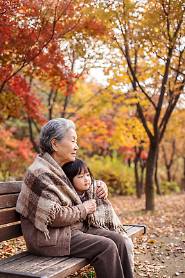 JPG 나무 편집이미지 공원 여자 노년 할머니 어린이 단풍 벤치 가족 포옹 자연 손녀 사랑 일상 가을풍경 가을 의료성형뷰티 편집실사 AI인물포토 AI콘텐츠 식물 계절 공공시설 감정 잎 의자 관계 안기 사람 풍경 성인 라이프 손주 CG 생태계 파일형식 AI포토 가구 모션 생활 시설 생활용품 오브젝트