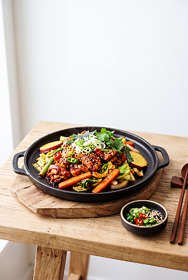 JPG 편집이미지 음식 채소 육류 요리 볶음 요리중 닭갈비 편집실사 AI포토 AI콘텐츠 식재료 모션 닭고기 CG 닭고기요리 파일형식