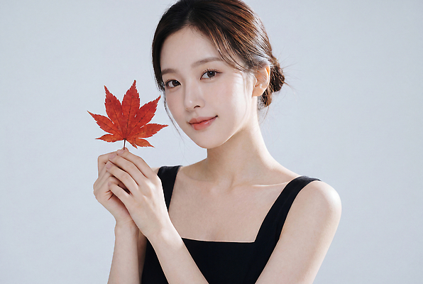 JPG 식물 편집이미지 손 옷 여자 단풍 자연 가을 의료성형뷰티 편집실사 AI인물포토 AI콘텐츠 계절 잎 사람 신체부위 CG 생태계 파일형식 AI포토