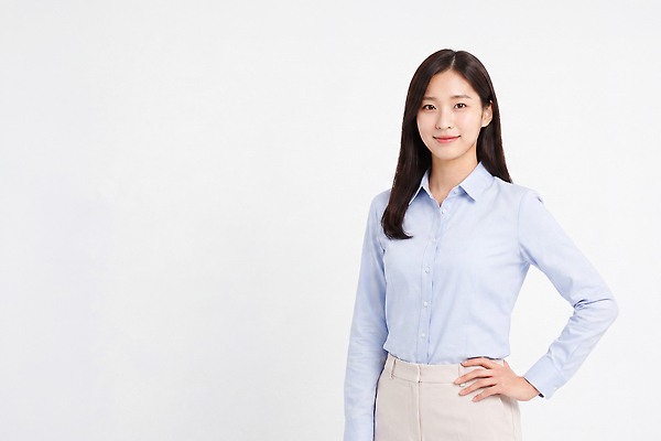 JPG 편집이미지 손 여자 셔츠 바지 직장 미소 사무실 비즈니스우먼 허리 의료성형뷰티 편집실사 AI인물포토 AI콘텐츠 상의 회사 비즈니스 하의 표정 사람 신체부위 직장인 CG 파일형식 AI포토 직업 옷