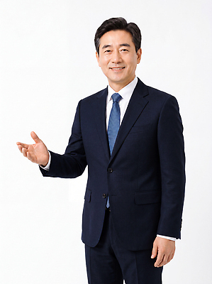 JPG 편집이미지 남자 중년 포즈 비즈니스 웃음 정장 작업 비즈니스맨 자신감 리더 프로필 의료성형뷰티 편집실사 AI인물포토 AI콘텐츠 옷 감정 표정 사람 성인 직장인 CG 파일형식 AI포토 직업