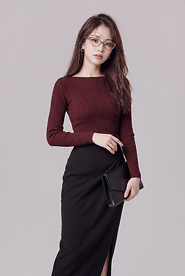 JPG 모델 편집이미지 옷 여자 패션 안경 포즈 상의 가방 치마 긴팔티셔츠 의료성형뷰티 스타일 편집실사 AI인물포토 AI콘텐츠 잡화 티셔츠 하의 사람 CG 파일형식 AI포토 셔츠