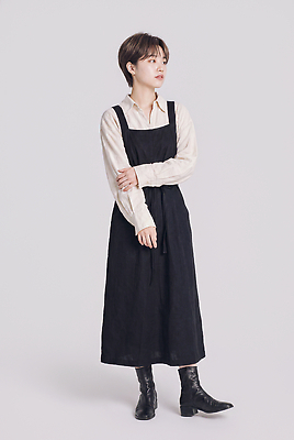 JPG 편집이미지 디자인 옷 원피스 여자 패션 스튜디오 팔짱 멜빵치마 의료성형뷰티 스타일 편집실사 AI인물포토 AI콘텐츠 모션 사람 치마 멜빵 CG 파일형식 AI포토 잡화 하의