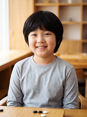 JPG 편집이미지 남자 어린이 놀이 미소 독서 집중 바둑 의료성형뷰티 편집실사 AI인물포토 AI콘텐츠 컨셉 표정 사람 CG 파일형식 AI포토