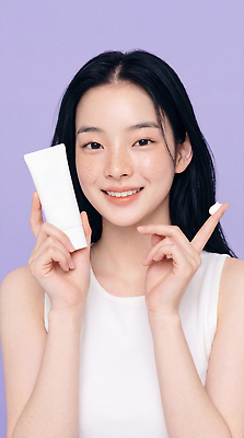 JPG 편집이미지 여자 미소 촬영 화장품 상품 피부 크림 피부관리 스킨케어 주근깨 의료성형뷰티 편집실사 AI인물포토 AI콘텐츠 표정 사람 신체부위 뷰티 점 CG 파일형식 AI포토