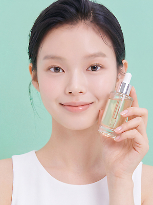 JPG 편집이미지 손 여자 행복 표정 뷰티 화장품 상품 피부 피부관리 스킨케어 의료성형뷰티 세럼 편집실사 AI인물포토 AI콘텐츠 감정 사람 신체부위 CG 파일형식 AI포토