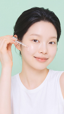 JPG 모델 편집이미지 여자 얼굴 관리 뷰티 화장품 상품 피부 피부관리 스킨케어 기초화장품 의료성형뷰티 세럼 편집실사 AI인물포토 AI콘텐츠 사람 신체부위 CG 파일형식 AI포토