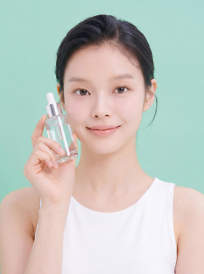 JPG 모델 편집이미지 여자 건강 미소 화장 뷰티 화장품 상품 피부 피부관리 스킨케어 의료성형뷰티 세럼 편집실사 AI인물포토 AI콘텐츠 표정 사람 신체부위 CG 파일형식 AI포토