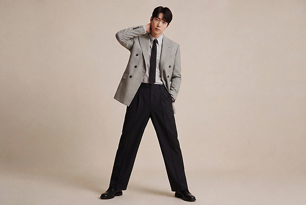 JPG 모델 편집이미지 옷 패션 남자 포즈 비즈니스 스튜디오 표정 정장 촬영 의료성형뷰티 스타일 편집실사 AI인물포토 AI콘텐츠 사람 CG 파일형식 AI포토