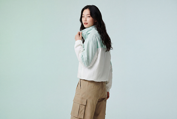 JPG 모델 편집이미지 옷 여자 패션 포즈 스튜디오 촬영 재킷 의료성형뷰티 편집실사 AI인물포토 AI콘텐츠 사람 외투 CG 파일형식 AI포토 상의