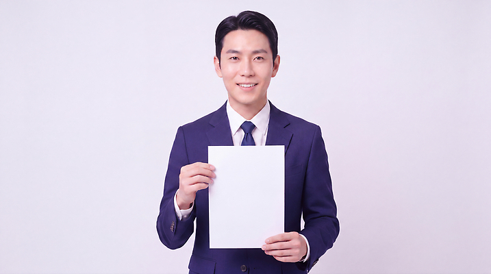 JPG 편집이미지 손 남자 종이 표정 정장 비즈니스맨 빈 의료성형뷰티 편집실사 AI인물포토 AI콘텐츠 옷 비즈니스 사람 신체부위 직장인 CG 파일형식 AI포토 직업