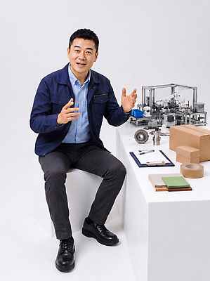 JPG 편집이미지 디자인 남자 산업 의자 공장 탁자 기술 표정 대화 설명 손짓 자료 기계 장비 작품 의료성형뷰티 편집실사 AI인물포토 AI콘텐츠 가구 공업 모션 말하기 미술 사람 CG 파일형식 AI포토 생활용품 문화예술 오브젝트