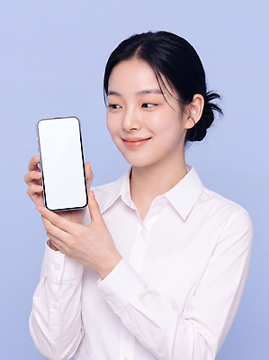 JPG 모델 편집이미지 여자 패션 포즈 기술 웃음 청년 스마트폰 스크린 알림 자산관리 의료성형뷰티 편집실사 AI인물포토 AI콘텐츠 표정 사람 성인 경제 핸드폰 스마트기기 CG 파일형식 AI포토 전자제품