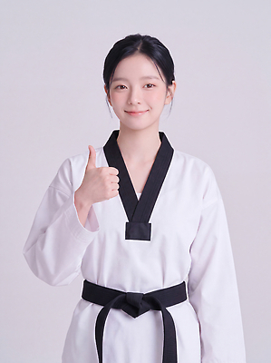JPG 편집이미지 옷 여자 스포츠 포즈 한국 실내 도복 엄지손가락 무도 연습 태권도 태권도복 검은띠 의료성형뷰티 편집실사 AI인물포토 AI콘텐츠 아시아 스포츠용품 손가락 사람 내부 격투기 끈 CG 파일형식 AI포토 손 나라 오브젝트 신체부위