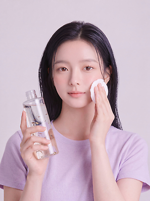 JPG 편집이미지 여자 얼굴 생활 화장 뷰티 청결 화장품 상품 피부 피부관리 스킨케어 보습 의료성형뷰티 편집실사 AI인물포토 사람 신체부위 위생 CG 파일형식 AI포토 AI콘텐츠