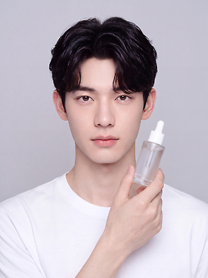 JPG 편집이미지 손 남자 얼굴 뷰티 화장품 상품 피부관리 스킨케어 의료성형뷰티 편집실사 AI인물포토 사람 신체부위 CG 파일형식 AI포토 AI콘텐츠