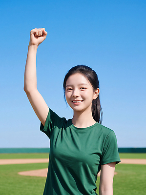 JPG 편집이미지 손 여자 행복 감정 스포츠 하늘 웃음 운동 에너지 소프트볼 의료성형뷰티 편집실사 AI인물포토 표정 건강 사람 신체부위 야구 CG 파일형식 AI포토 구기 AI콘텐츠