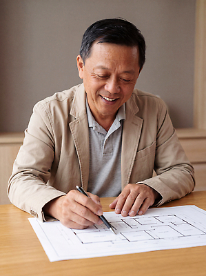 JPG 편집이미지 디자인 남자 건축 종이 탁자 실내 사무실 펜 설계도 작업 계획 건축가 스케치 부동산중개업 부동산중개인 평면도 의료성형뷰티 편집실사 AI인물포토 직업 가구 컨셉 비즈니스 부동산 건설업 미술 사람 내부 필기구 중개인 CG 그림 파일형식 AI포토 산업 생활용품 문화예술 문구용품 재산 AI콘텐츠 금융 오브젝트 경제