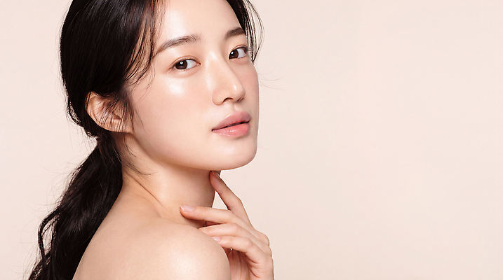 JPG 모델 편집이미지 헤어스타일 손 여자 얼굴 포즈 빛 화장 피부 피부관리 스킨케어 뷰티풀 의료성형뷰티 편집실사 AI인물포토 사람 신체부위 뷰티 CG 파일형식 AI포토 AI콘텐츠