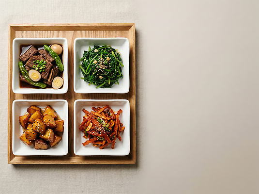 JPG 편집이미지 한식 반찬 감자 한국 육류 요리 식사 나물 사각접시 식사준비 젓갈 편집실사 AI포토 접시 아시아 음식 채소 식재료 CG 준비 파일형식 AI콘텐츠 식기 나라