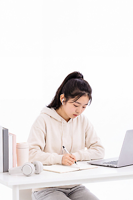 JPG 편집이미지 학생 여자 음료 노트북 학습 깨끗함 헤드폰 공책 기록 집중 책상 의료성형뷰티 편집실사 AI인물포토 교육 음향기기 가구 컨셉 문구용품 사람 전자제품 CG 파일형식 AI포토 생활용품 오브젝트 AI콘텐츠