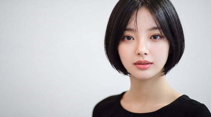 JPG 편집이미지 헤어스타일 얼굴 포즈 짧은머리 사람 뷰티 흰배경 의료성형뷰티 스타일 편집실사 AI인물포토 신체부위 흰색 CG 파일형식 AI포토 컬러 AI콘텐츠