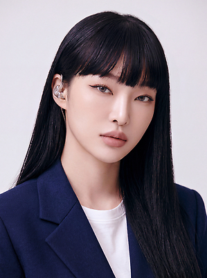 JPG 모델 편집이미지 헤어스타일 여자 패션 표정 사람 앞모습 뷰티 머리카락 재킷 아나운서 집중 전문 의료성형뷰티 스타일 편집실사 AI인물포토 AI콘텐츠 직업 뷰포인트 컨셉 머리 외투 CG 파일형식 AI포토 상의 신체부위 옷