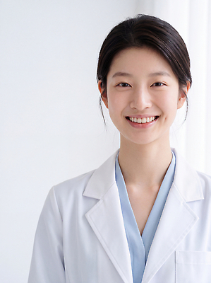 JPG 편집이미지 여자 의학 건강 미소 치료 믿음 의료진 의사 전문직 약사 의료성형뷰티 편집실사 AI인물포토 AI콘텐츠 직업 감정 표정 사람 CG 파일형식 AI포토
