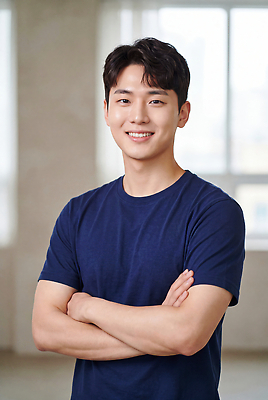 JPG 편집이미지 남자 포즈 티셔츠 실내 표정 웃음 사람 팔짱 기쁨 의료성형뷰티 편집실사 AI포토 AI인물포토 AI콘텐츠 감정 셔츠 모션 내부 CG 파일형식 상의 옷