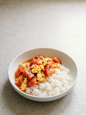 JPG 편집이미지 그릇 음식 토마토 밥 요리 계란 식사 계란요리 볶음 밥그릇 토마토달걀볶음 편집실사 AI포토 AI콘텐츠 식기 채소 알 CG 파일형식