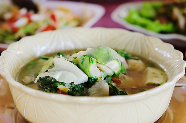 포토 JPG 해외이미지 채소 태국 고추 요리 동양인 사람없음 초록색 사발 수프 혼합 향신료 매움 카레 해외202004 해외포토 아시아 음식 컬러 인종 사기그릇 맛 향미료 파일형식