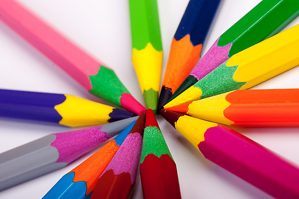 포토 JPG 해외이미지 분홍색 백그라운드 색연필 미술 사람없음 목재 빨간색 초록색 파란색 컬러풀 갈색 노란색 보라색 오브젝트 날카로움 스펙트럼 해외202004 해외포토 나무 컬러 재료 문화예술 학용품 파일형식