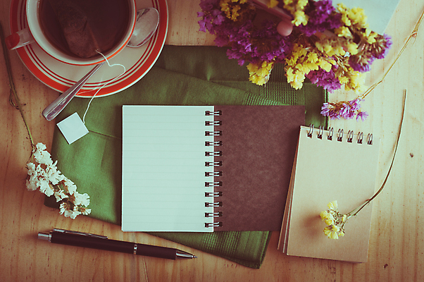 포토 JPG 해외이미지 디자인 종이 커피 음료 백그라운드 비즈니스 아침 아이디어 직장 사람없음 목재 책 펜 상점 다이어리 쪽지 공책 공백 카페 수확 기록 오픈 그리기 잡지 상쾌 문서 복고 장면 페이지 지역 패드 소셜네트워크 어려움 조언 필터 힙스터 효과 해외202004 해외포토 주간 나무 패션 감정 컨셉 농업 회사 재료 모션 문구용품 간행물 필기구 사무용품 파일형식