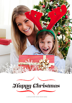포토 JPG 해외이미지 백인 디자인 여자 딸 어린이 크리스마스장식 크리스마스 겨울 가족 청소년 엄마 크리스마스카드 선물 20대 두명 장식 크리스마스트리 축제 장식볼 축하 눈송이 주기 서리 국경 해외202004 해외포토 서양인 계절 기념일 컨셉 관계 모션 카드_감사 눈_날씨 사람 청년 파일형식