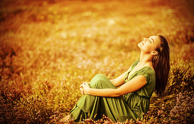 포토 JPG 해외이미지 모델 라이프스타일 여자 행복 밭 농업 자연 한명 사람 성인 야외 섹시 노란색 유행 정원 맑음 기쁨 낭만 가을 나뭇가지 화려 우아함 유혹 밀 스타일 성인여자한명만 해외202004 해외포토 나무 1 계절 감정 산업 컬러 컨셉 날씨 곡류 생활 생태계 여자한명만 성인여자만 파일형식