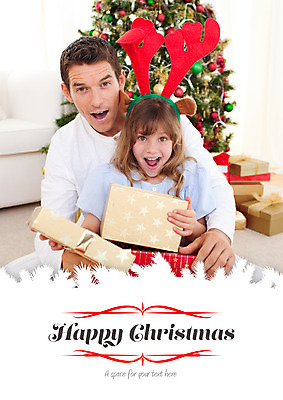 포토 JPG 해외이미지 백인 디자인 여자 남자 딸 어린이 크리스마스장식 크리스마스 겨울 가족 크리스마스카드 선물 성인 두명 장식 30대 크리스마스트리 축제 장식볼 축하 아빠 주기 국경 해외202004 해외포토 서양인 계절 기념일 컨셉 관계 모션 카드_감사 사람 장년 파일형식