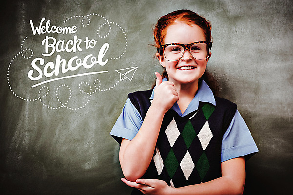 포토 JPG 해외이미지 백인 학생 손 여자 교육 행복 어린이 통신 손가락 교실 학교 초등학교 한명 서기 미소 학습 스터디 칠판 긍정 소녀한명만 해외202004 해외포토 서양인 1 감정 컨셉 모션 표정 사람 신체부위 여자한명만 소녀만 파일형식