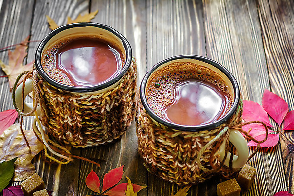 포토 JPG 해외이미지 커피 음료 음식 잎 탁자 디저트 따뜻함 사람없음 컵 갈색 초콜릿 숟가락 거품 머그컵 가을 뜨거움 액체 달콤 코코아 따뜻한음료 카카오 맛있는 해외202004 해외포토 식물 식기 계절 컬러 가구 수저 맛 파일형식