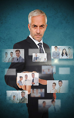 포토 JPG 해외이미지 백인 여자 남자 40대 중년 50대 비즈니스 서기 여러명 상반신 20대 성인 앞모습 옆모습 30대 스크린 터치 가리킴 직장인 비즈니스맨 비즈니스우먼 선택 직원 경영자 채용 터치스크린 해외202004 해외포토 서양인 직업 뷰포인트 다수 컨셉 모션 사람 손짓 청년 장년 리더 파일형식