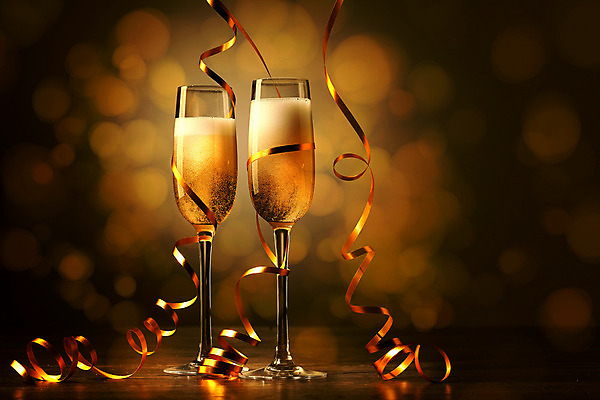 포토 JPG 해외이미지 디자인 기념일 행복 리본 음료 백그라운드 크리스마스 겨울 검은배경 새로움 기념 선물 사랑 사람없음 빛 상자 파티 축제 낭만 축하 알코올 샴페인 샴페인잔 해외202004 해외포토 계절 감정 컨셉 술잔 주류 이벤트 검은색 파일형식