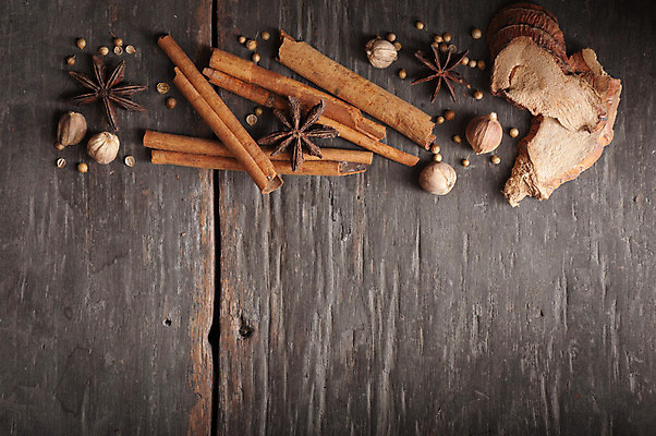 포토 JPG 해외이미지 음식 백그라운드 재료 탁자 건조 요리 사람없음 장식 갈색 주방 조미료 향신료 향 시나몬 해외202004 해외포토 컬러 가구 향미료 파일형식