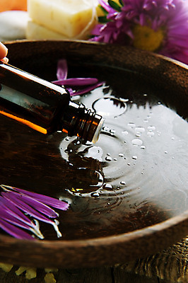 포토 JPG 해외이미지 꽃잎 꽃 분홍색 백그라운드 신체 자연 휴식 건강 사람없음 목재 치료 물 약 상점 스파 침묵 목욕 화장품 흰색 신선 사발 닫기 떨어짐 상품 소중 제비꽃 순수 묘사 휴양지 향기 아로마 향 아로마테라피 설정 내추럴 돌봄 에센스 스플래쉬 해외202004 해외포토 자연요소 나무 식물 컬러 컨셉 재료 의학 모션 뷰티 소리 청결 장소 사기그릇 생태계 냄새 테라피 파일형식