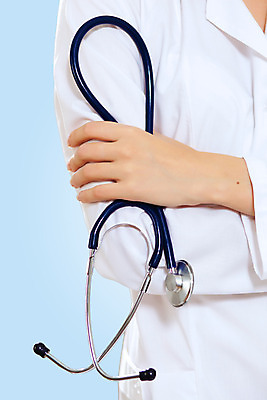 포토 JPG 해외이미지 백인 직업 여자 행복 유니폼 청진기 성공 건강 병원 한명 서기 사람 성인 내부 약 믿음 간호사 의사 흰색 신선 자신감 실험실 종업원 서비스 컨설턴트 문서 돌봄 인턴 의료성형뷰티 해외202004 해외포토 서양인 1 옷 감정 컬러 컨셉 비즈니스 의학 의료기기 모션 실험 의료진 전문직 상담 파일형식