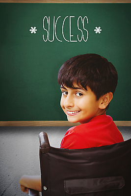 포토 JPG 해외이미지 학생 교육 남자 행복 어린이 남학생 교실 학교 성공 돌담 초등학교 한명 앉기 소년 컴퓨터그래픽 초록색 단어 학습 스터디 디지털 칠판 회색 환자 질병 장애인 휠체어 히스패닉 장애 지원 필승 의료성형뷰티 소년한명만 접근 해외202004 해외포토 문자 1 감정 컬러 컨셉 의학 모션 사람 그래픽 담장 돌_바위 우승 남자한명만 소년만 파일형식