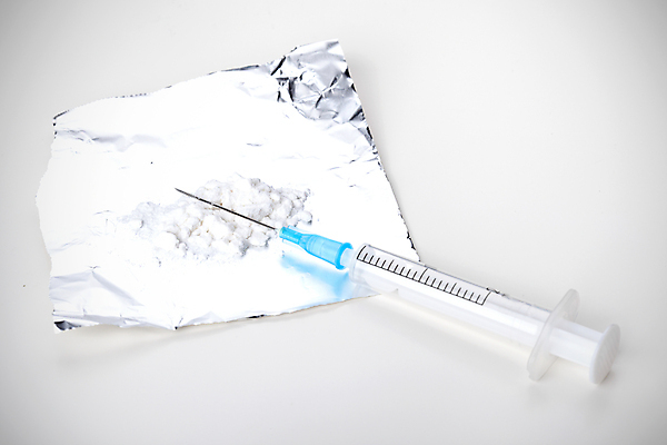 포토 JPG 해외이미지 과학 백그라운드 건강 병원 주사기 성인 사람없음 치료 약 장비 간호사 흰색 기구 바늘 액체 실험실 질병 약국 슛 주사약 중독 조제 고립 돌봄 마약 백신 예방접종 해외202004 해외포토 컬러 의학 의료기기 모션 실험 사람 의료진 도구 만들기 접종 파일형식