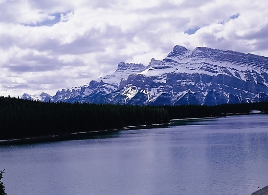 포토 JPG 주간 구름 사계절 계절 호수 설경 겨울 자연 하늘 산 풍경 사람없음 야외 강 눈 국내포토 자연요소 날씨 생태계 파일형식