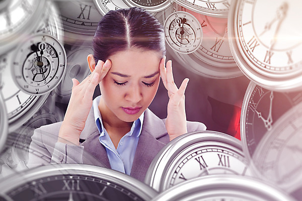 포토 JPG 해외이미지 손 여자 산업 얼굴 시계 백그라운드 컨셉 비즈니스 스트레스 피곤 한명 20대 성인 빨간색 머리 검은색 기계 고통 회색 슬픔 흰색 표현 시간 업무 비즈니스우먼 좌절 걱정 톱니바퀴 두통 문제 우울증 카운트다운 편두통 성인여자한명만 내려보기 해외202004 해외포토 1 감정 컬러 모션 사람 청년 신체부위 작업 직장인 질병 여자한명만 성인여자만 파일형식